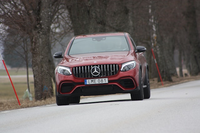 SUV